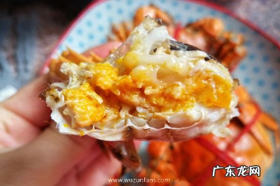 蟹黄上面的黑色膜衣能吃吗