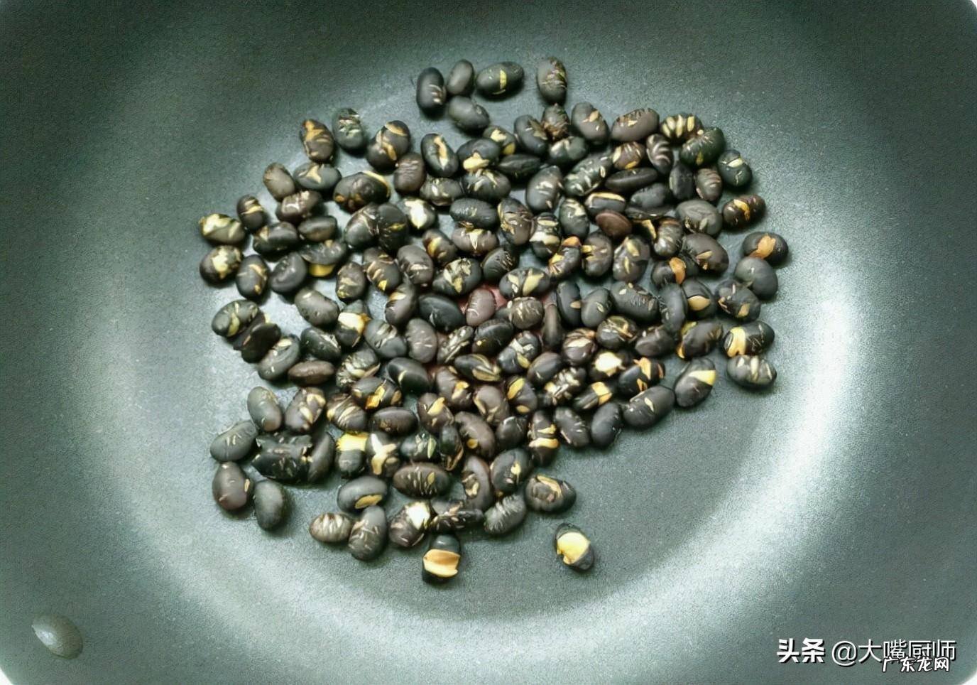 醋泡黑豆是煮熟还是炒熟 醋泡黑豆的做法大全