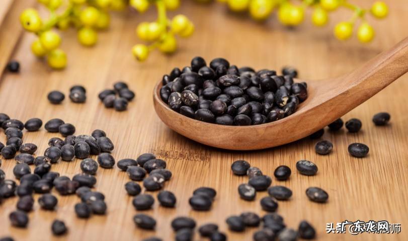 醋泡黑豆是煮熟还是炒熟 醋泡黑豆的做法大全