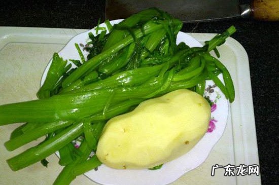 土豆菠菜能一起吃吗