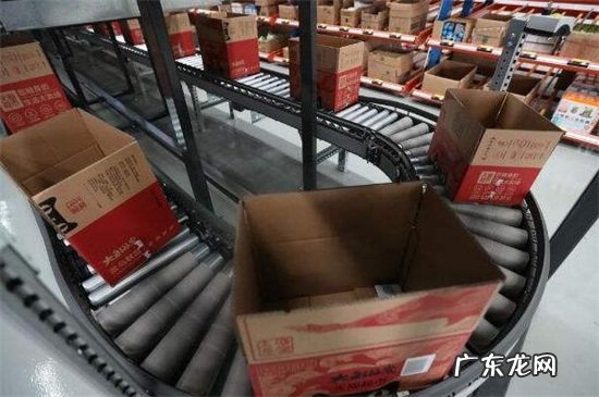 天猫超市发什么快递