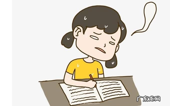 9岁女孩赶作业眼 9岁女孩赶作业眼睛突然看不清