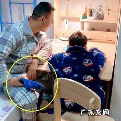 爸爸辅导女儿学习 爸爸辅导女儿学习被气到下巴脱臼