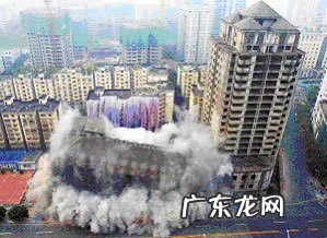 哈尔滨1办公楼坍 哈尔滨一办公楼坍塌致2人死亡