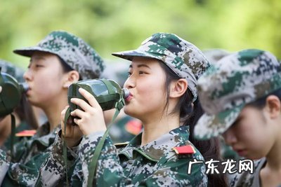 热天军训后怎样防 热天军训后怎么防止中暑