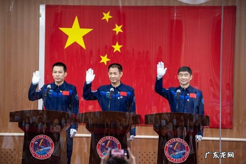神舟102号航天员 神舟十二号航天员是谁