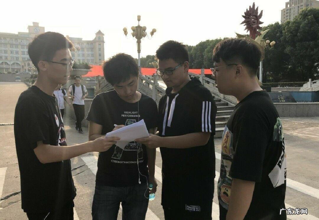 大学1般是甚么时 大学一般是什么时候暑假啊！