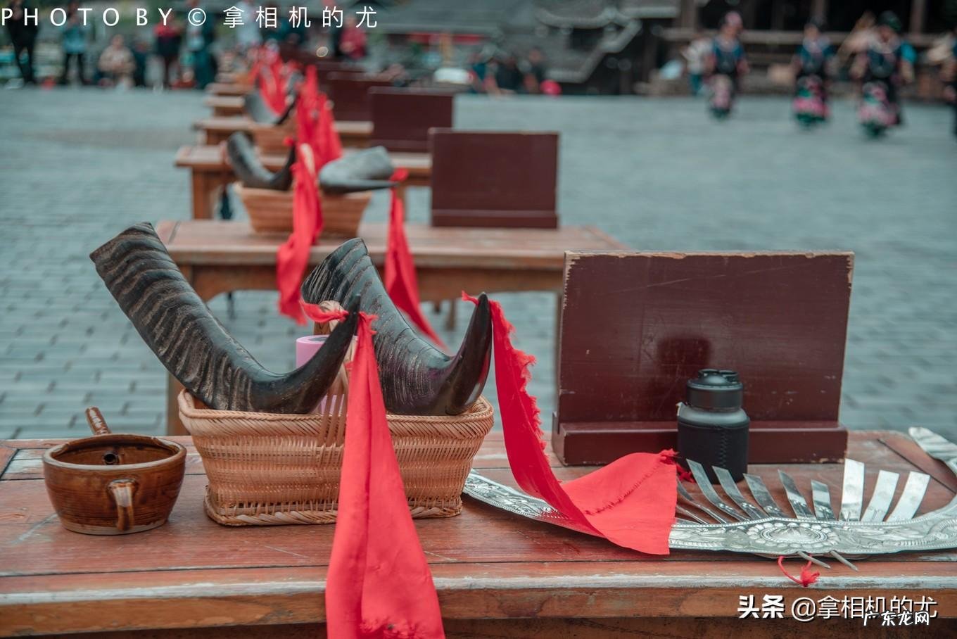 土家族苗族的特色民居是什么 民族苗族民居建筑中的风水问题