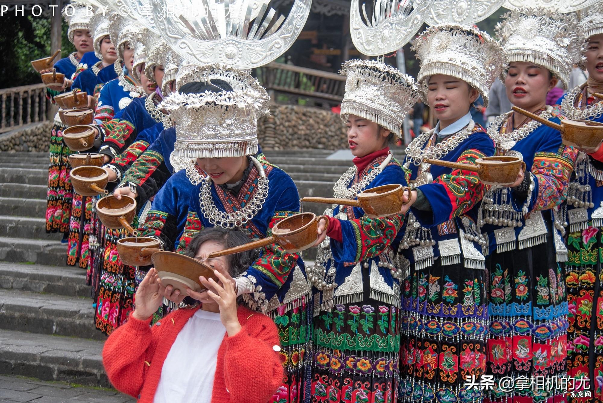 土家族苗族的特色民居是什么 民族苗族民居建筑中的风水问题