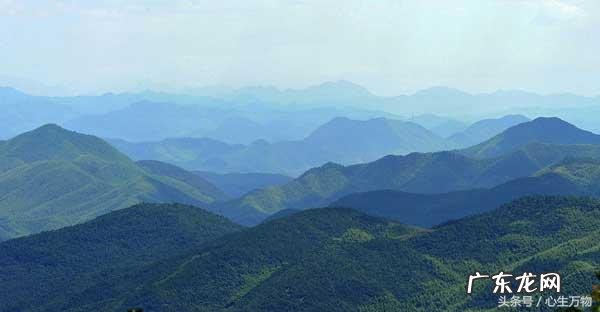 风水向山哪种向山最好 大山里走出的风水
