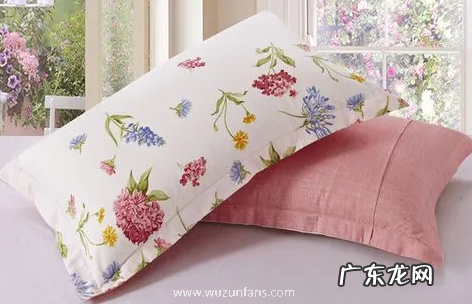 枕套要定期更换吗