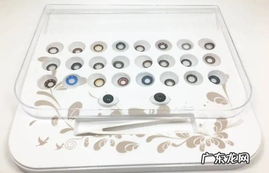 美瞳有正反面和左右之分吗