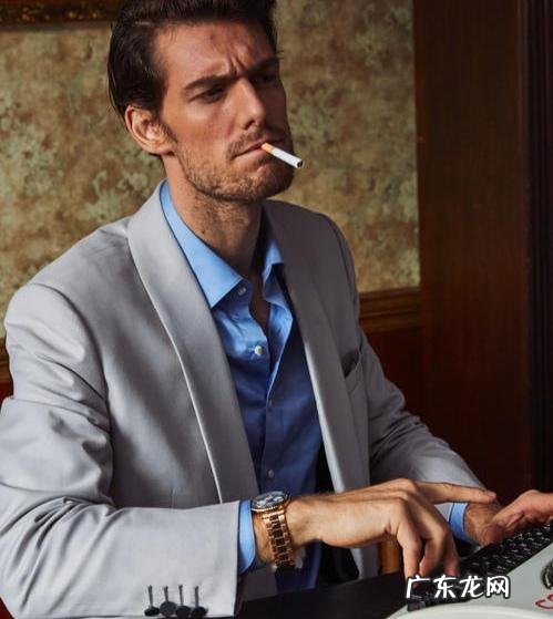 风水男人手表戴哪个手指