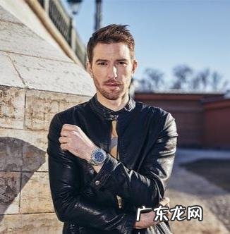 风水男人手表戴哪个手指