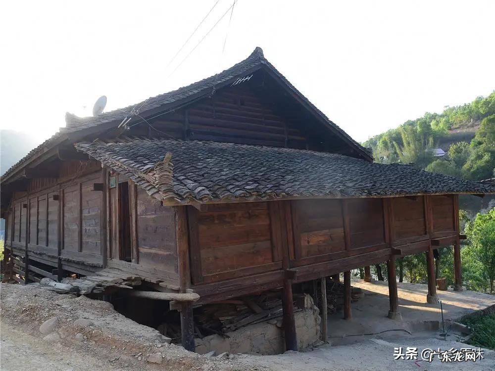云南古老村落风水图片