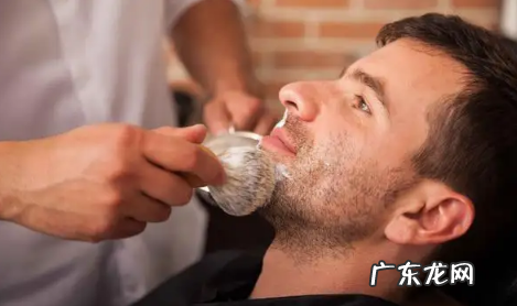 胡子天天刮会越来越严重吗