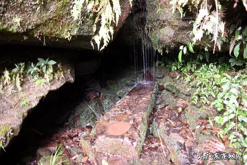 湖南龙山石头风水