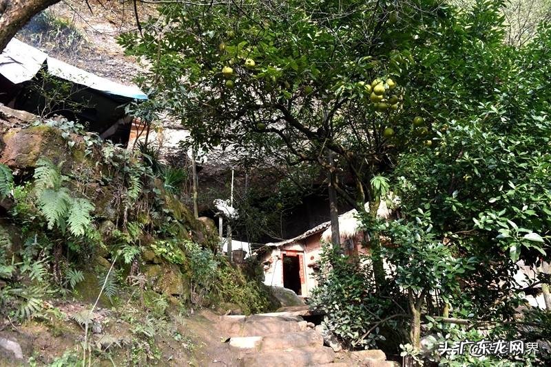 湖南龙山石头风水