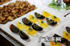 虎皮青椒松花蛋