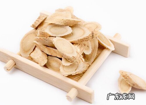 黄芪一天吃多少克最好 黄芪的功效与作用适合哪些人