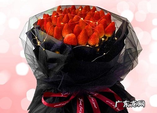 圣诞节送什么花合适