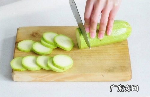 西葫芦几月份成熟 成熟采摘与上市时间