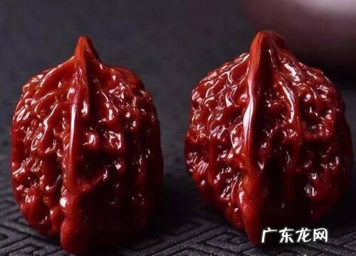 如何挑选文玩核桃最好网上在哪买文玩核桃好