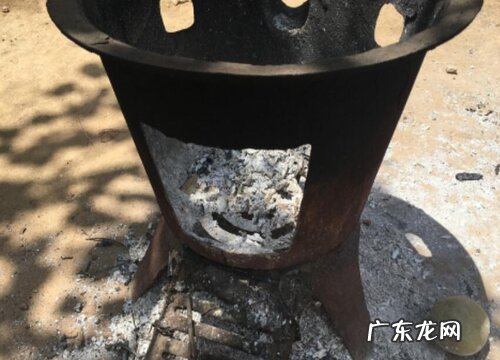 木头灰可以做肥料吗