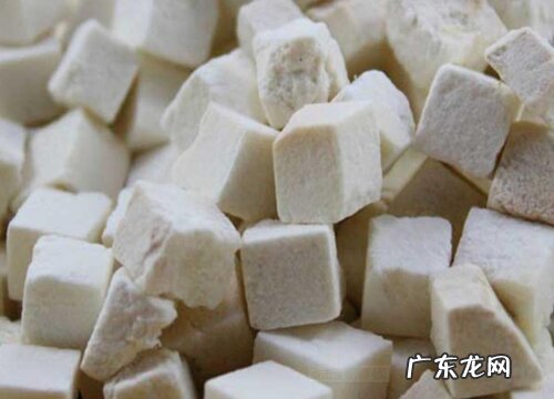 茯苓长什么样子