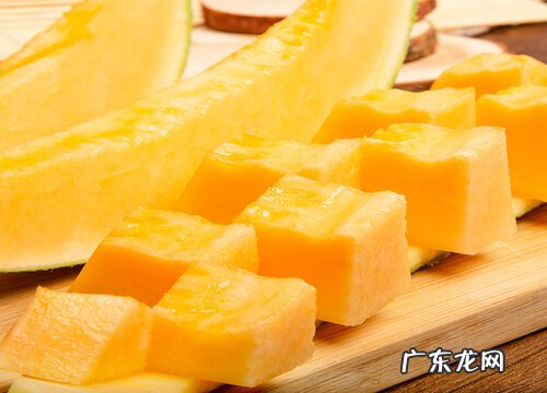 哈密瓜果肉是什么颜色