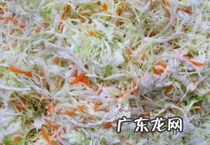 做娃娃菜鱼汤面