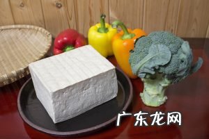 蘸水小白菜豆腐汤