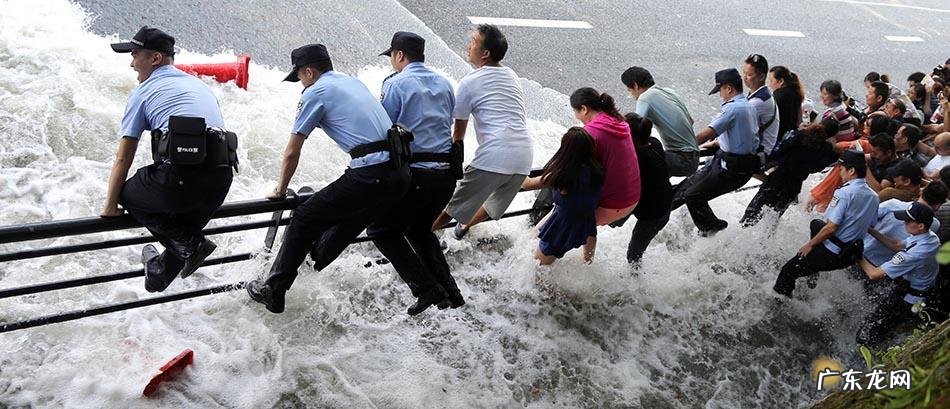 浙江钱塘江观潮 杭州钱塘江观潮地点
