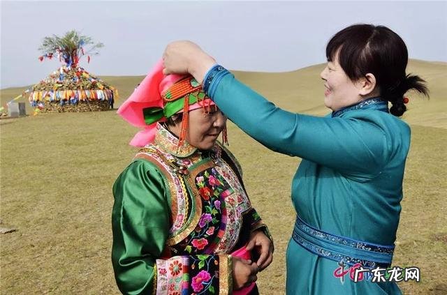 马背上的速度与激情！新疆雪域草原上举办叼羊比赛 草原上的硬核比拼到底有多带劲儿