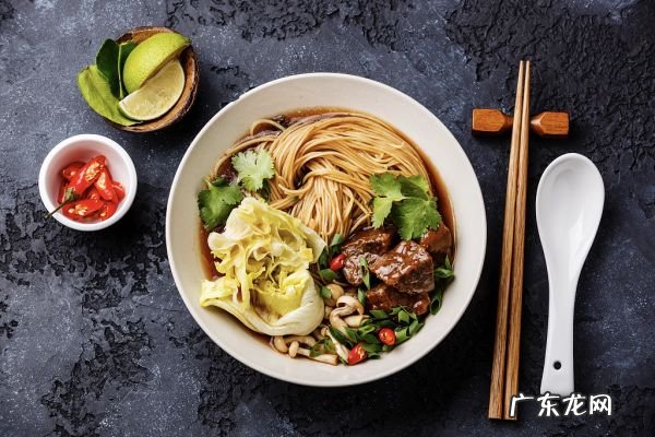 香辣牛肉面,重庆牛肉面的做法及配料?