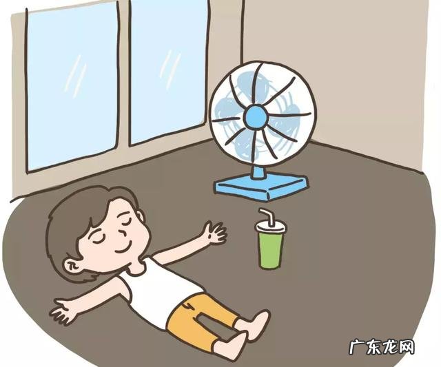 卷铺盖走人 杭州一公司发布禁止趴桌午睡通知