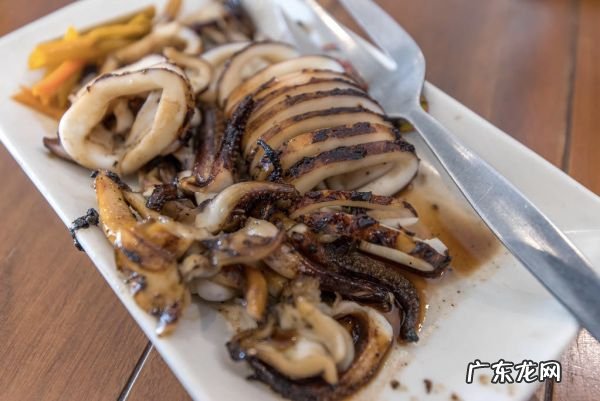 清汤金钱鱿鱼的做法,简单炒鱿鱼的家常做法？