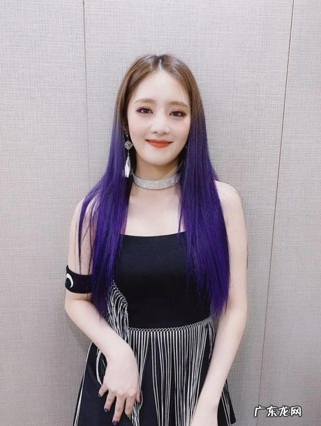 竟连这种魔性舞蹈也能驾驭 minnie音中横板直拍