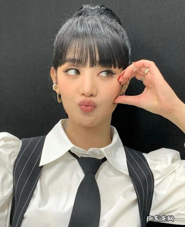 竟连这种魔性舞蹈也能驾驭 minnie音中横板直拍