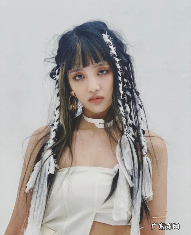 竟连这种魔性舞蹈也能驾驭 minnie音中横板直拍