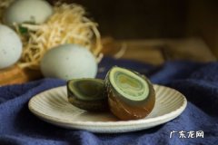 烧椒皮蛋,擂辣椒皮蛋的做法家常？
