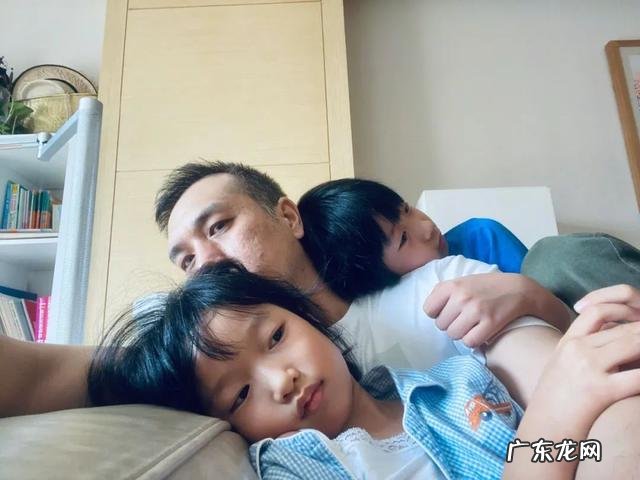 那是因为黄觉麦子太低调 黄觉和麦子是网恋奔现