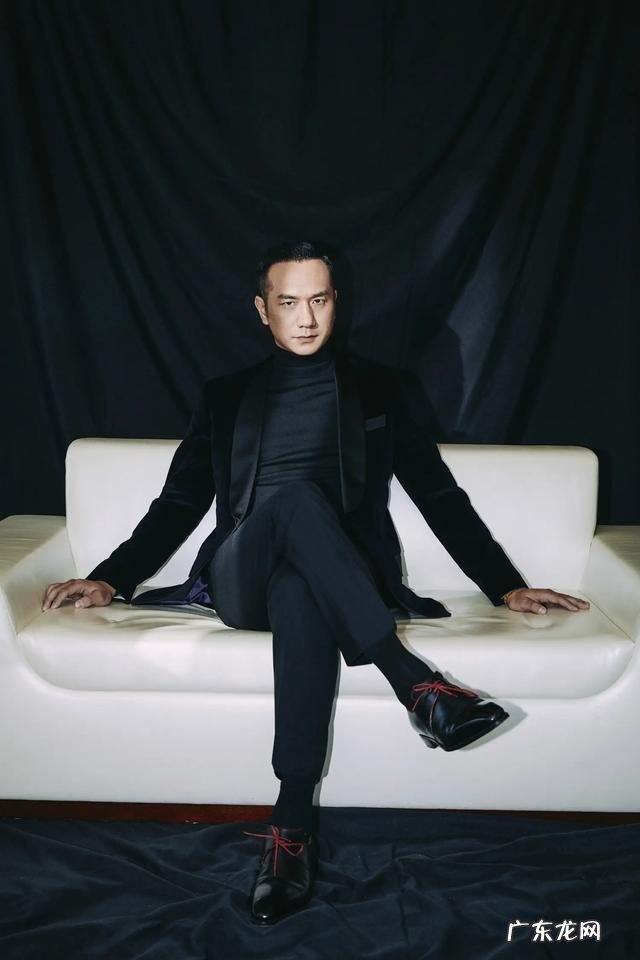 那是因为黄觉麦子太低调 黄觉和麦子是网恋奔现