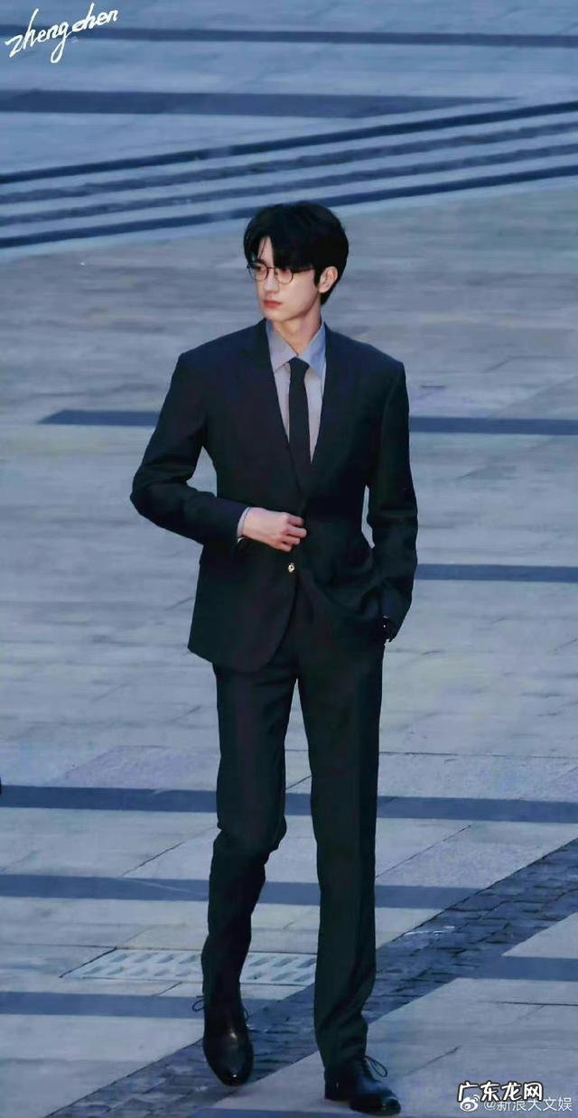 梦幻联动！《你好星期六》王鹤棣学《星汉灿烂》名场面凌不疑抱 吴磊将录制你好星期六