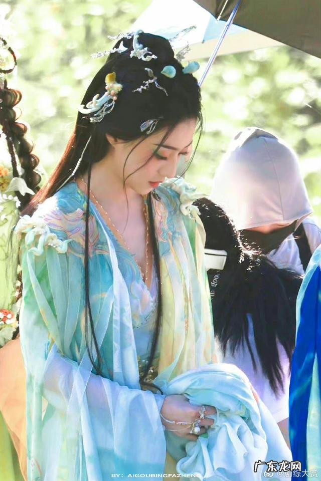 梦幻联动！《你好星期六》王鹤棣学《星汉灿烂》名场面凌不疑抱 吴磊将录制你好星期六