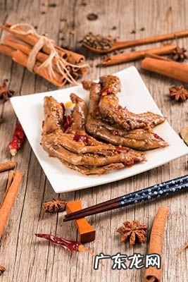 南京盐水鸭制作方法视频? 南京盐水鸭翅