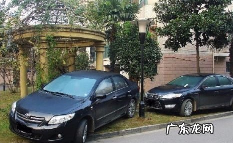 停车左右高低不平一夜有影响吗,停车左右不平3厘米?