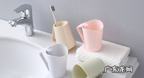 漱口杯发霉了对人身体危害吗,牙杯底部发霉会致癌吗?