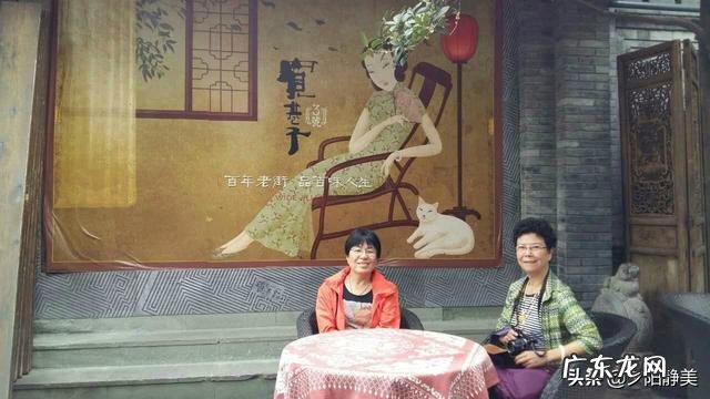 游中国大熊猫基地、成都宽窄巷子 夜视加热成像技术拍黑颈鹤夜晚睡姿