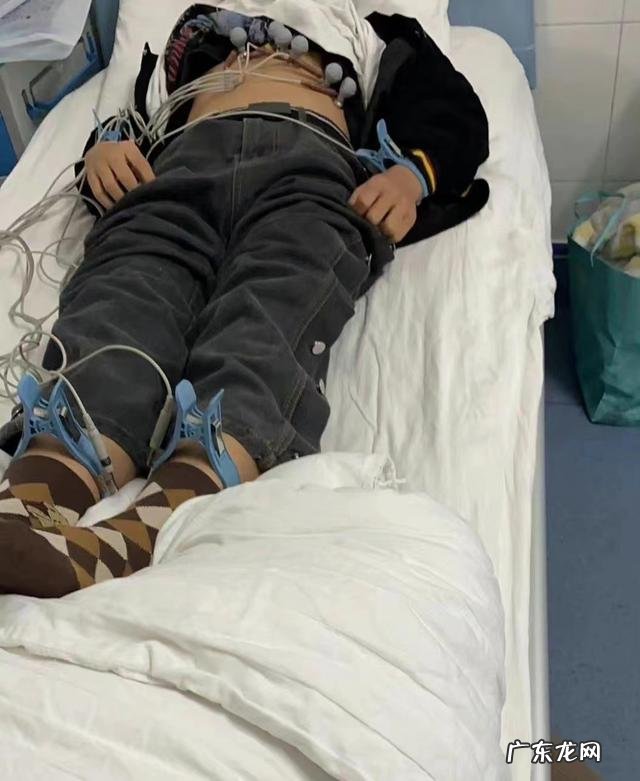 校长被免 3名教师殴打学生涉事教师已停课